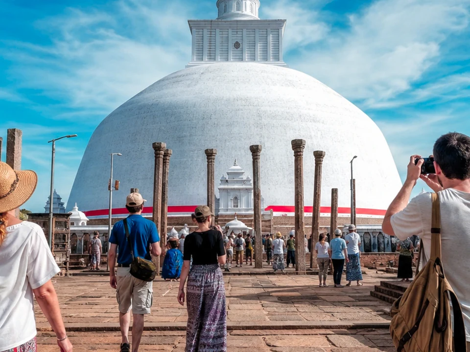 Isurumuniya & Rock Temples