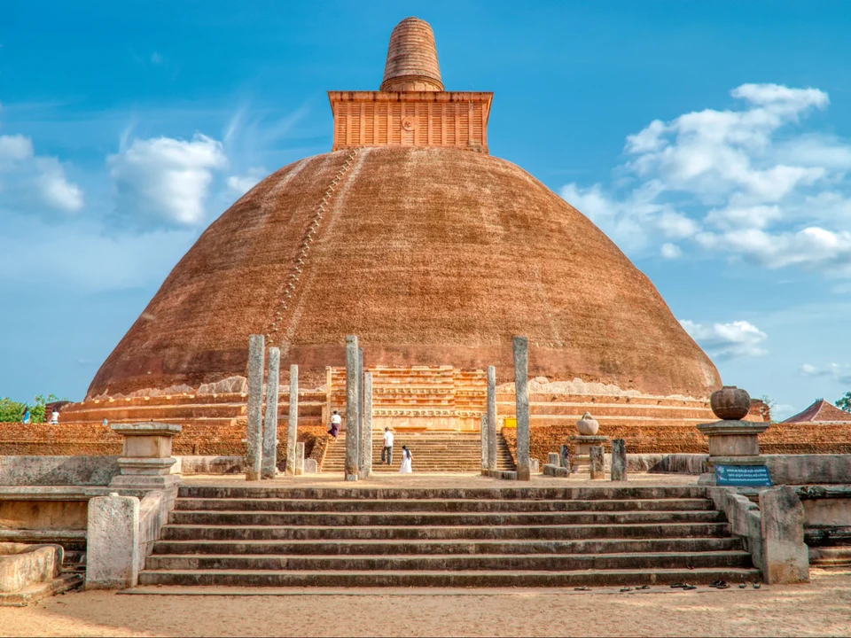 Jetavanaramaya & Abhayagiri