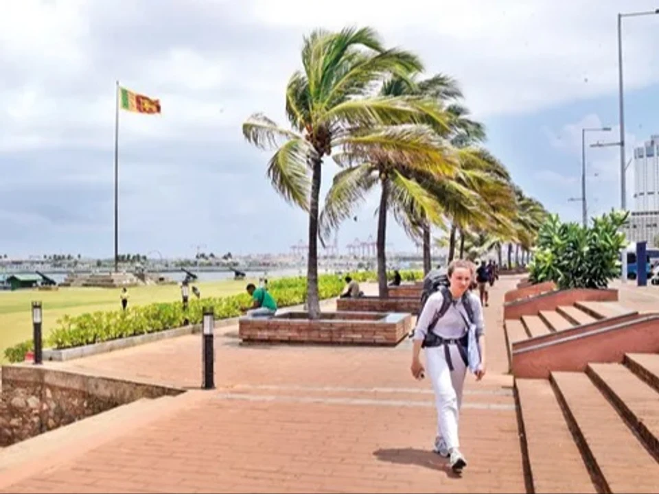 Galle Face Green & the Coast
