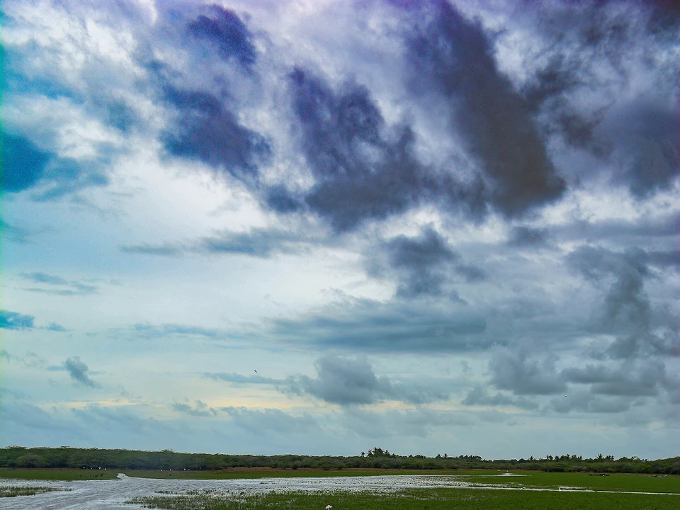 Dry Zone Gateway & Salt Pans