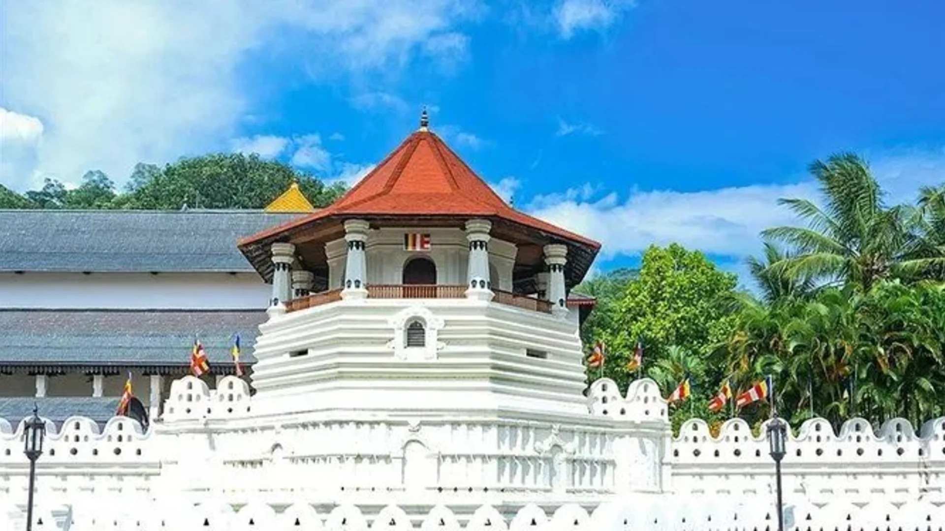Kandy City & Temple Tour
