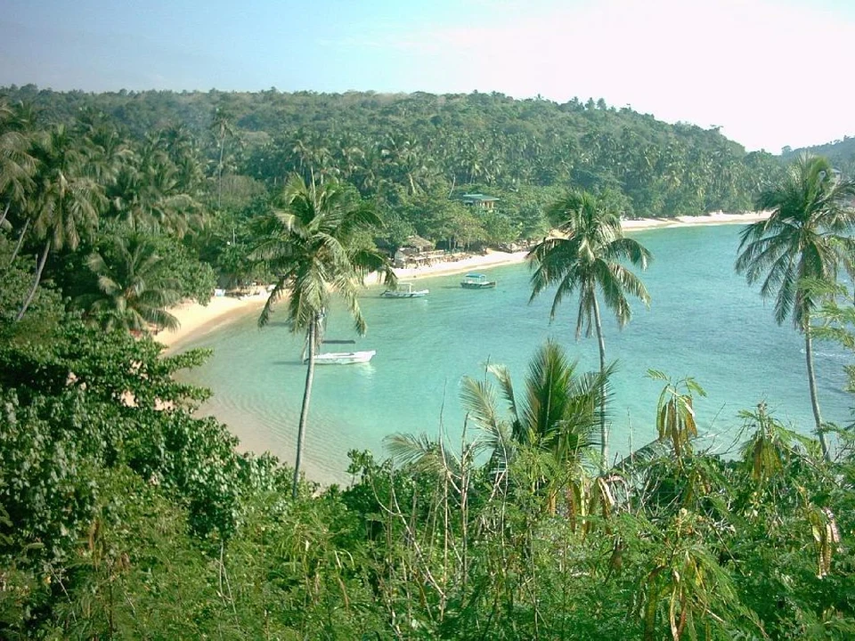 Unawatuna Bay & Swimming